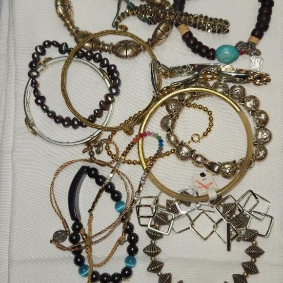 Lot of 15 costume bracelets - Picture 5 of 6